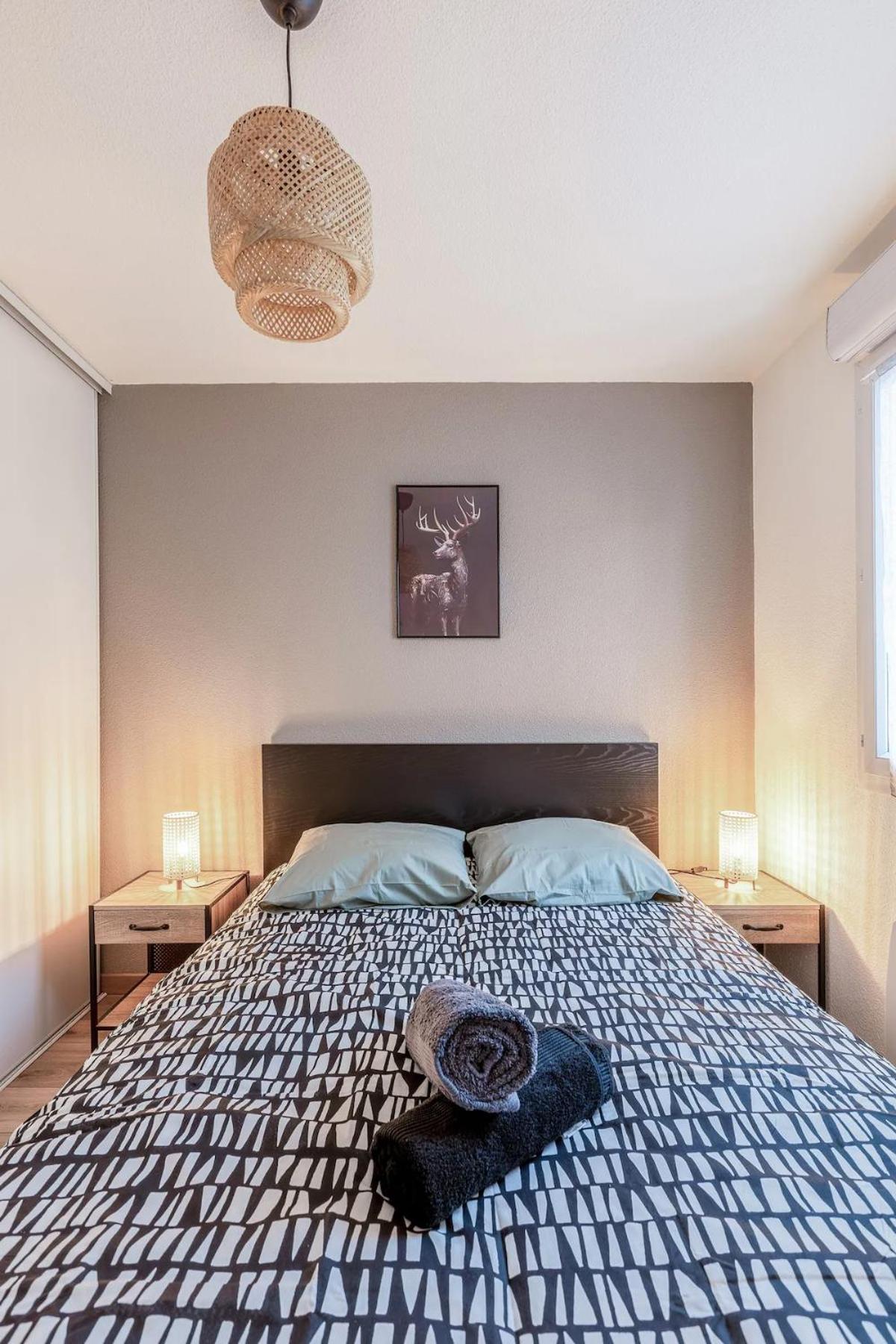 Superbe Appartement - Parking Gratuit - 4 Personnes Chambéry Exterior foto