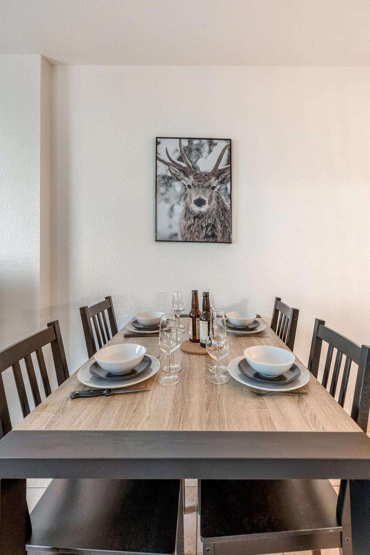 Superbe Appartement - Parking Gratuit - 4 Personnes Chambéry Exterior foto